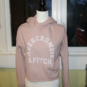 Abercrombie & Fitch sweater 🌟